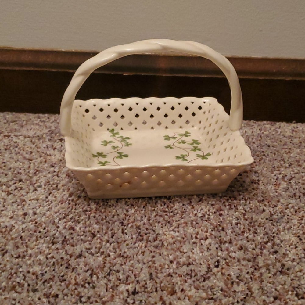 Shannon Square Basket